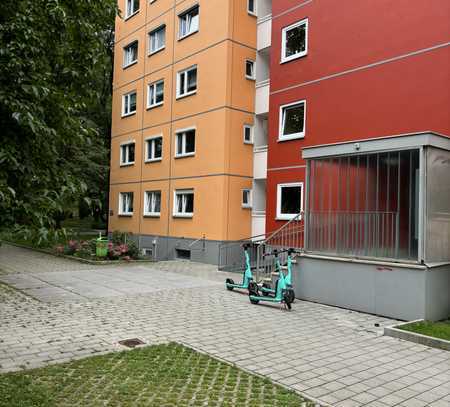 Vermietete, attraktive 4-Zimmer-Wohnung in München Perlach in ruhiger Lage mit bester Infrastruktur