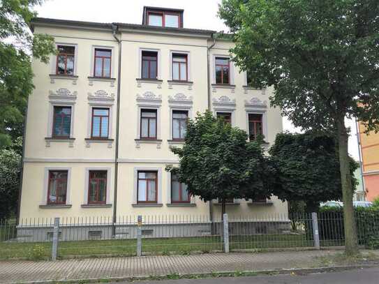 Wertstabile 3-Zimmer-Eigentumswohnung (vermietet) in Dresden-Kaditz (inkl. Kfz.-Stellplatz)