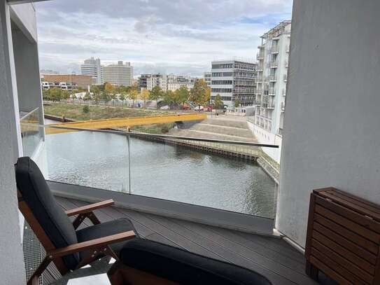 Furnished 2-bedroom apartment directly on Berlin-Spandauer Schifffahrtskanal