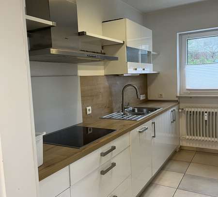 3 ZKB Wohnung 107 qm, mit Balkon und Loggia, EBK & Stellplatz in Schöllbronn