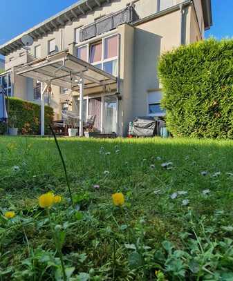 OF-STADTRAND: 2 Fam.Haus mit Garten