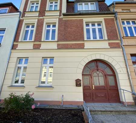 attraktives Mehrfamilienhaus mit 3 Wohnungen, Garten, Hof, Keller und Nebengelass