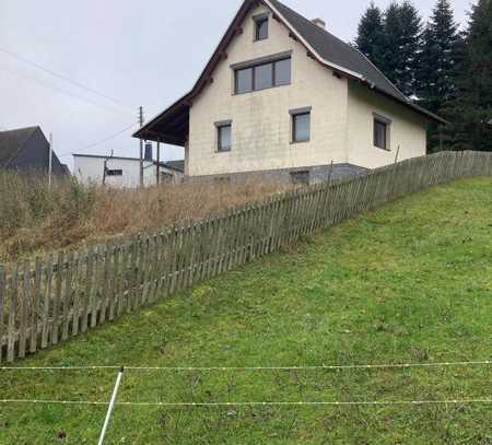 Leerstehendes Einfamilienhaus in Lichtenau OT Ottendorf