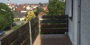 Ruhige 2,5-Zimmer-Wohnung mit Balkon in Kösching