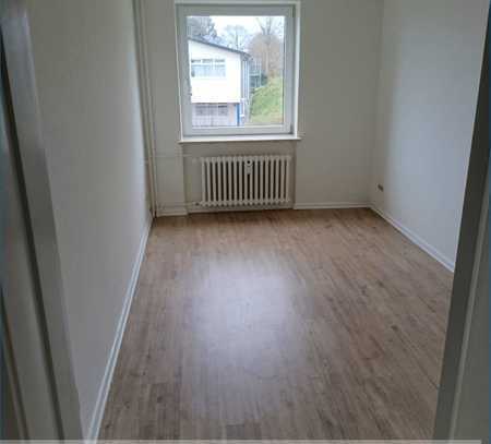 4 Zimmer Etagenwohnung mit Fördeblick und Balkon