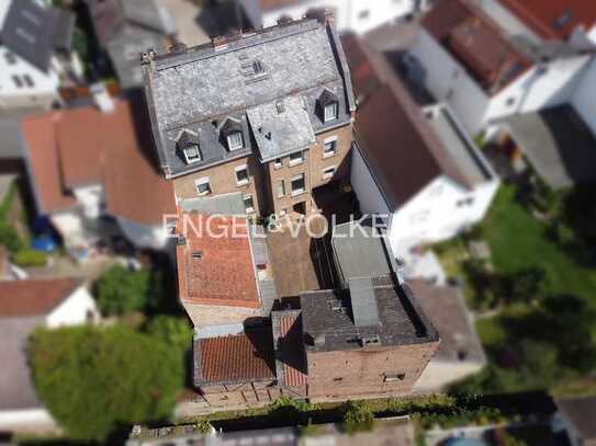 Kapitalanlage mit Potenzial - Dreifamilienhaus in Dotzheimer Mitte