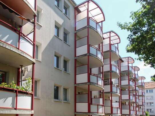 2 Zimmer Wohnung mit Balkon!