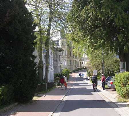 Charmante 2,5-Zimmer Dachgeschoß-Wohnung direkt im Herzen von Heringsdorf!