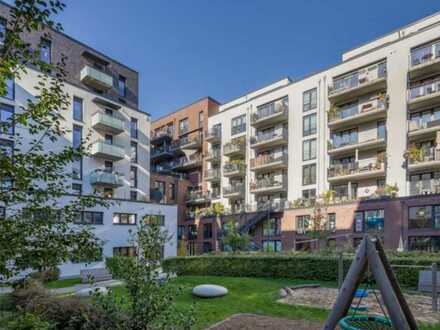 Geschmackvolle Wohnung mit vier Zimmern, Balkon und Privatterrasse in HafenCity, Hamburg