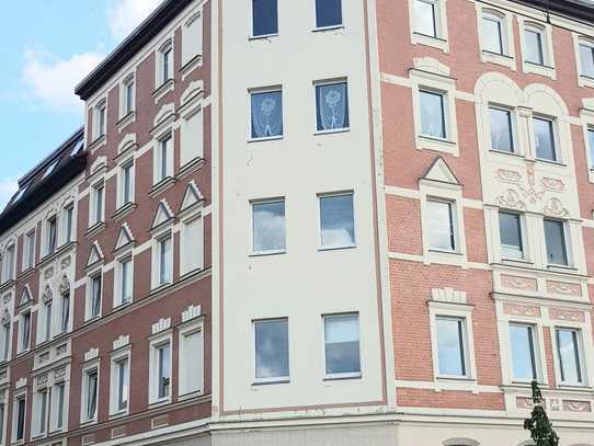 Helle Einraumwohnung mit Einbauküche 203