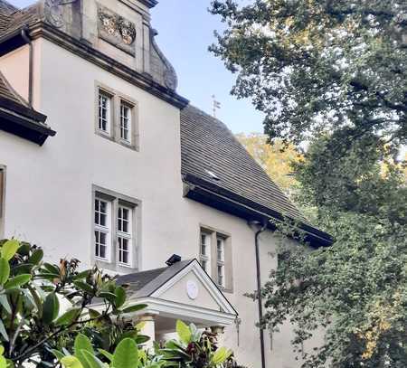 TRAUMHAFT SANIERTER LANDSITZ / HERRENHAUS / SCHLOSS ALVERDISSEN