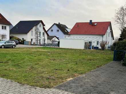 Schönes Baugrundstück für ein größeres 1 - 2 Familienhaus in Griesheim
