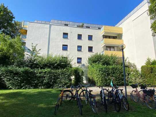 Großzügige 2-Zimmer-Wohnung mit Garten in Oberföhring inkl. Stellplatz