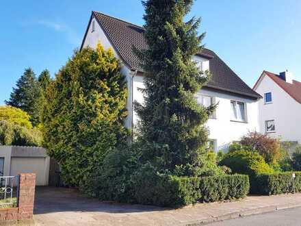 Celle - ruhige 3-Zimmer-Dachgeschosswohnung im östlichen Hehlentorgebiet!