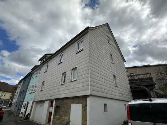 Einfamilienhaus mit Garten und Garage in Willsbach