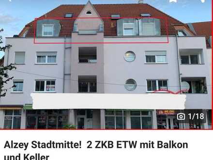 Schöne, helle 2 Zimmer Dachgeschosswohnung im Zentrum von Alzey