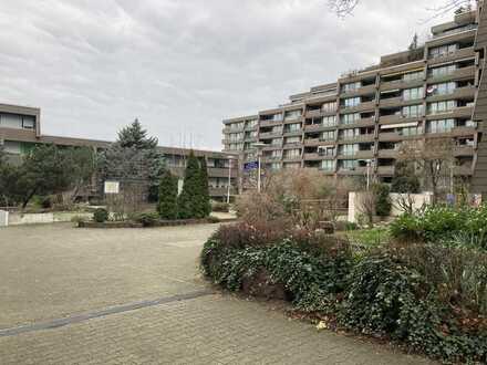 Geschmackvolle Wohnung mit fünf Zimmern sowie Balkon und Einbauküche in Heidelberg