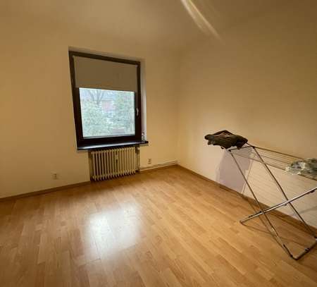 Frisch gestrichen! 3-Zimmer-Erdgeschoss-Wohnung sucht Nachmieter ab 01.02.2025!