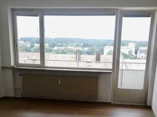 Helle Wohnung mit Balkon l Zentrum Sulzbach-Rosenberg