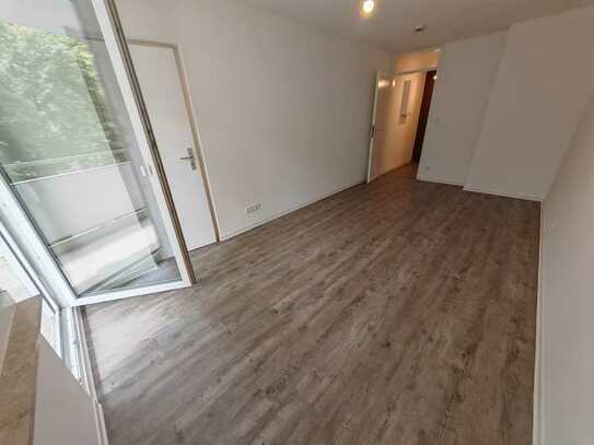 Modernes 1-Zimmer Apartment mit Balkon: Jetzt anmieten und Einrichtungsgutschein sichern!