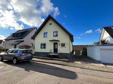 Einfamilienhaus in Aussichtslage!