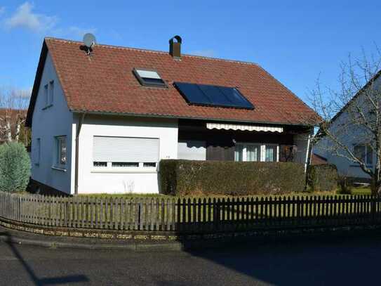 Freistehendes Ein-/Zweifamilienhaus in ruhiger und sonniger Lage in Dettenhausen