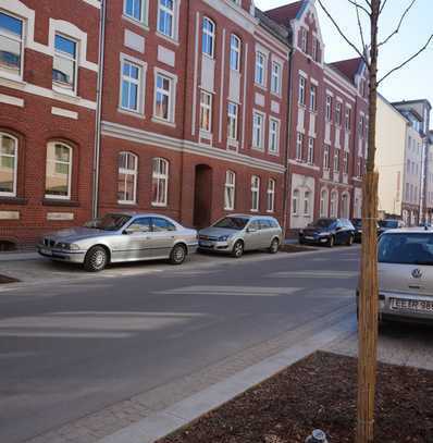 Schöne, geräumige ein Zimmer Wohnung in Finsterwalde