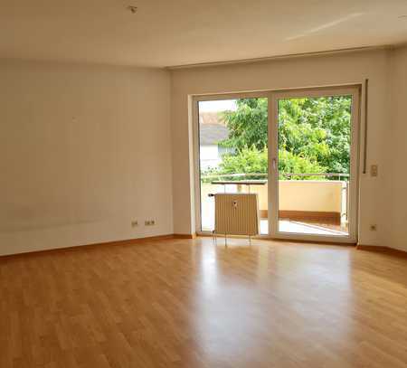 1-Zimmer-Wohnung mit Sonnenbalkon in Sulzbach/Taunus