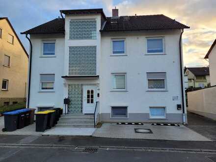 Gemütliche 3-Zimmer-DG-Wohnung mit EBK und Loggia in Ranstadt