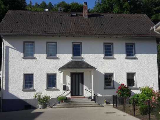 Arbeiten in historischer Umgebung, direkt am Urselbach