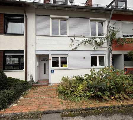 Familientraum Reihenmittelhaus in München Solln