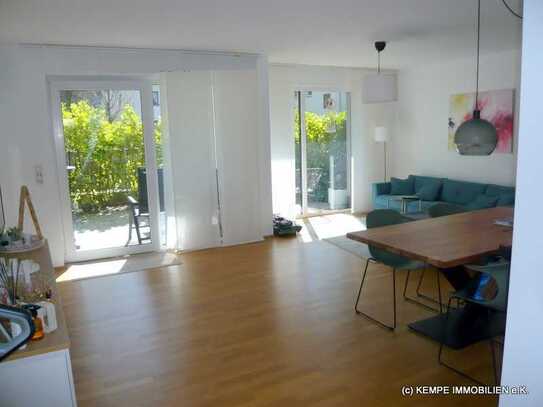 2-3 Raum-Wohnung mit großem Wohnbereich, Terrasse, Stellplatz