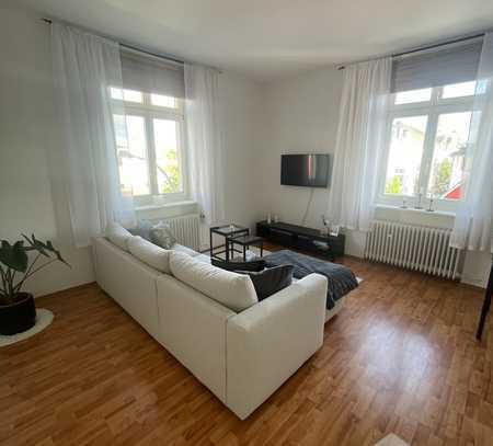 Wunderschöne und zentrale 2-Zimmer-Wohnung in Frankfurt Niederrad!