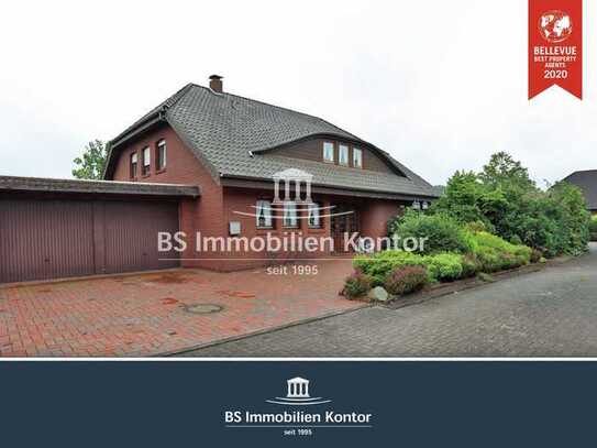 Großzügiges Einfamilienhaus mit D-Garage, Gartenanlage und Terrasse in ruhiger Wohnlage!