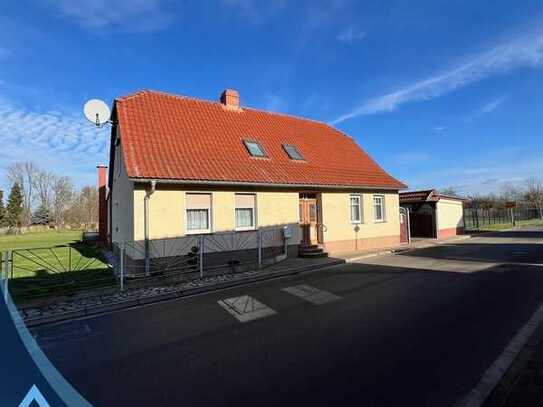 Einfamilienhaus mit Ferienwohnung und 14 000 qm Grundstück