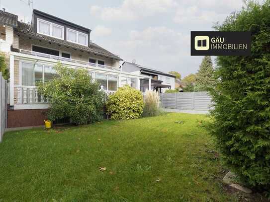 Charmantes Mehrfamilienhaus (Doppelhaushälfte) mit Wintergarten, Garten und Garage in Pforzheim!