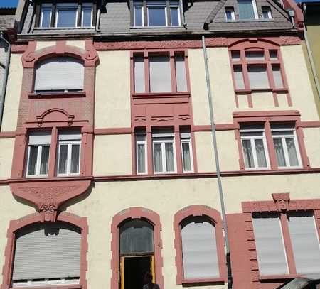Neu renovierte 2-Zimmer-Wohnung in Ludwigshafen