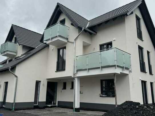 Erstbezug mit Balkon: Exklusive 2-Zimmer-Wohnung in Menden (Sauerland)