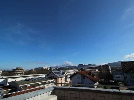 Büroetage mit Loftcharakter, großer Dachterrasse und phantastischem Ausblick, FR-Haid