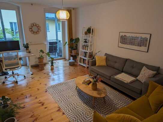 Sublet/Untermiete 15th Oct to 31st Dec, Mitte, 1800€, 2.5 rooms