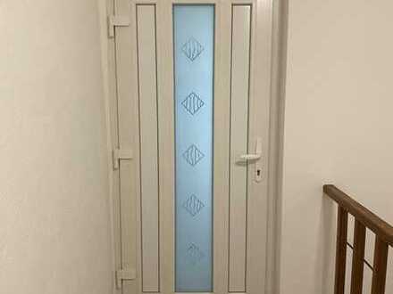 Helle und geräumige 2-Zimmer Wohnung in top Zustand mit idealer Lage