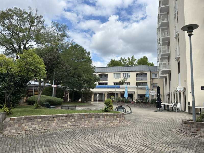 Großzügige 4-Zimmer Wohnung - provisionsfrei für Käufer