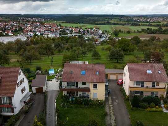 Charmante Dachgeschosswohnung mit Gartenmitbenutzung – 73 m², 3 Zimmer