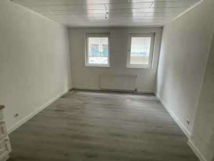 *Modernisierte* 2-Zimmer Wohnung in zentraler Lage von Krefeld