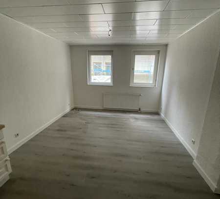 *Modernisierte* 2-Zimmer Wohnung in zentraler Lage von Krefeld