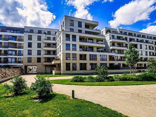 Komfortable Neubauwohnung mit Blick in den Herzogin Garten, mit EBK, Tageslichtbad und Gäste-WC.