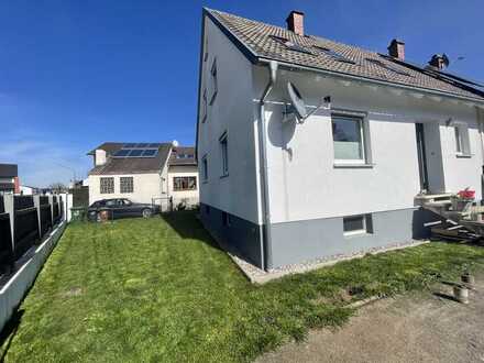 Kernsanierte 3-Zimmer-Doppelhaushälfte mit Einbauküche in Geisenfeld