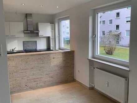 Voll renovierte 1,5 Zimmer-Wohnung in Neusäß incl. Küche
