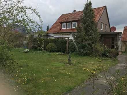 freistehendes EFH, 2 Terassen, 1300 qm Grundstück