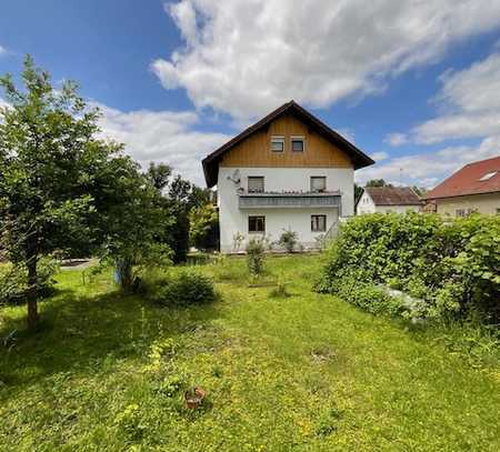 3-Familienhaus +Baugrundstück in bester Lage!